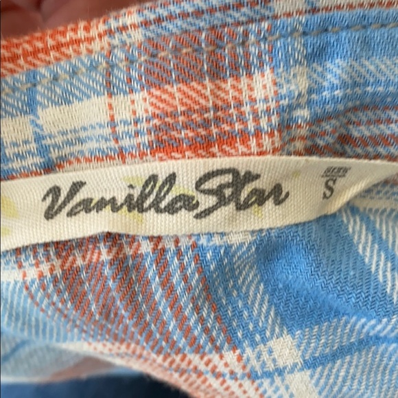 2 for $20 Vanilla Star long sleeve plaid shirt - Picture 4 of 5